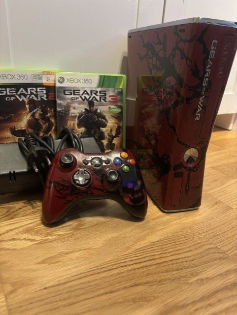 Se produkter som liknar Xbox 360 Gears of War på Tradera
