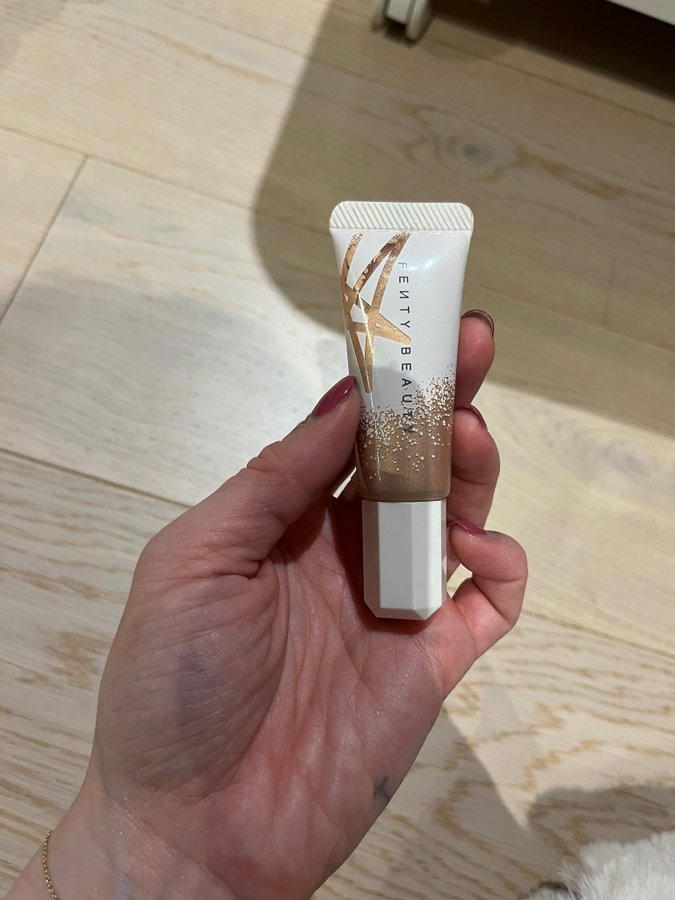 Fenty Beauty Liquid Killa Watt Highlighter Köp på Tradera