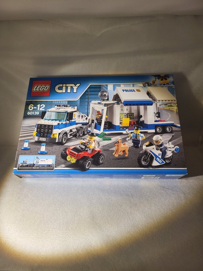 Se produkter som liknar Lego 60139 Mobil kommandocent. pa Tradera 641795136