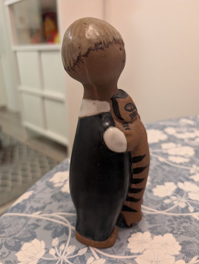 Se produkter som liknar Lisa Larson - Pelle på Tradera