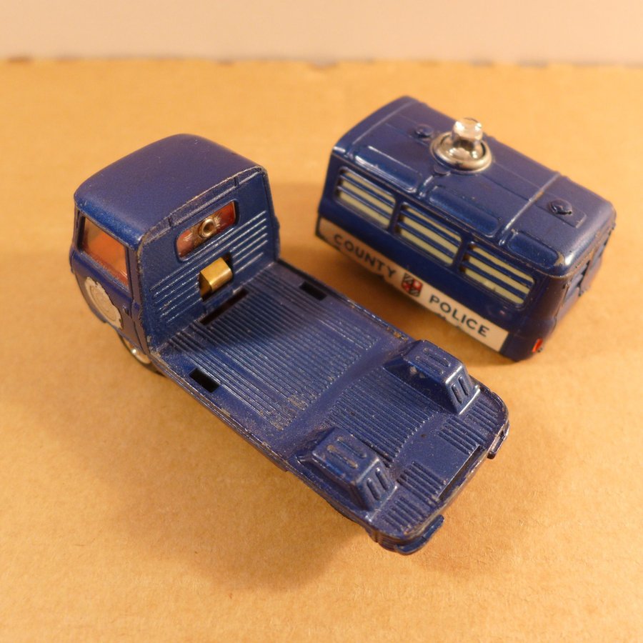 Corgi Toys Commer 3/4 Ton Chassis County Police.. | Köp på Tradera
