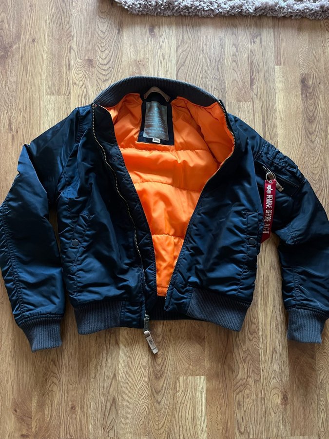 Bomberjacka alpha cheap industries