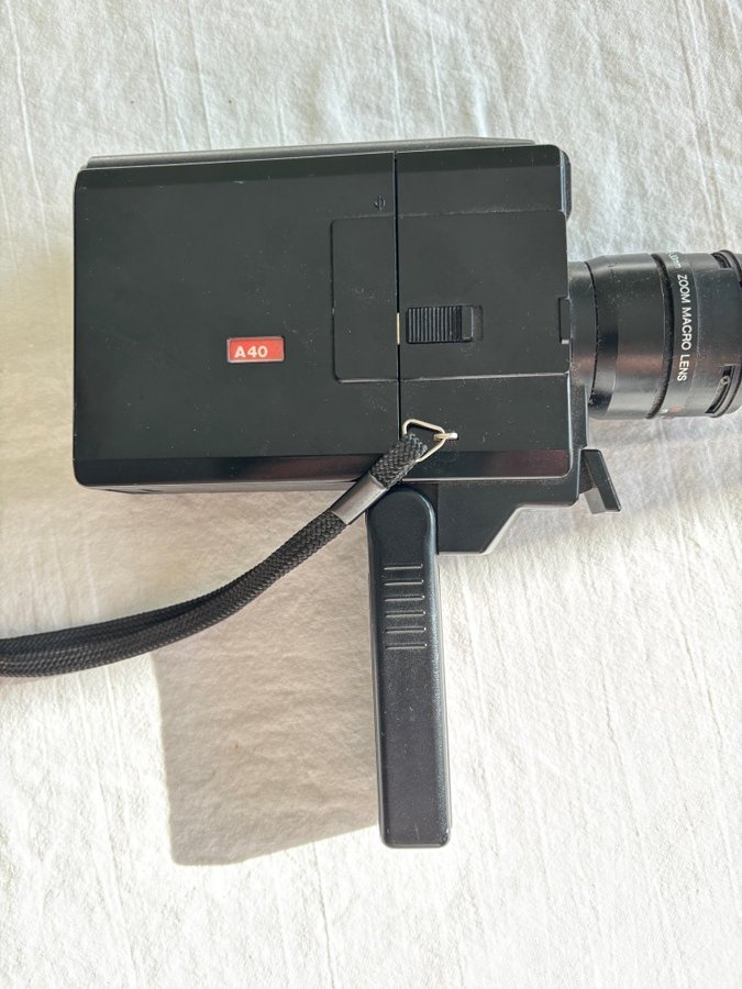 Bell & Howell T30 XL Super 8フィルムカメラ 通電可 通電可 Bell & Howell T30 XL Super 8フィルムカメラ カメラ