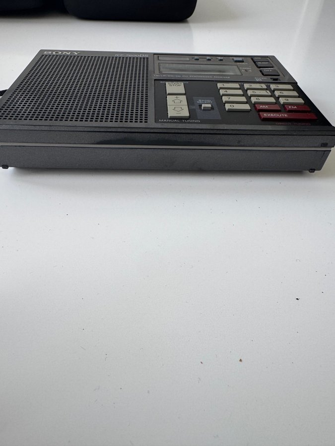Sony ICF-7600DS FM/LW/MW/SW PLL Synthesized Rec.. | Köp på Tradera