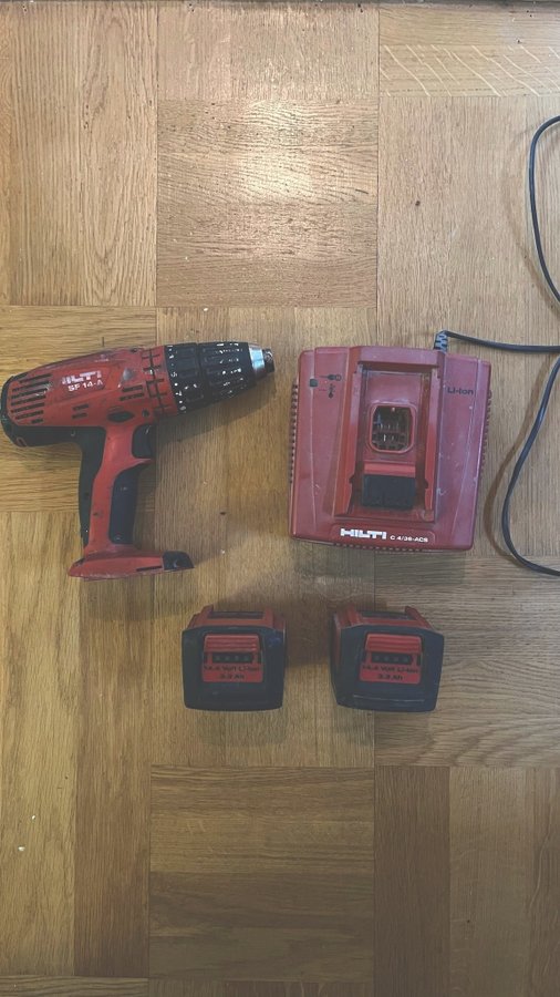 Hilti SF 14 A skruvdragare med laddare och batterier
