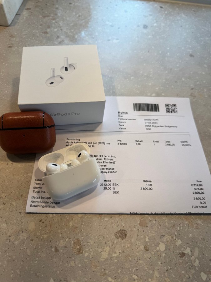 Elgiganten Shop Pris Apple Airpods Pro Apple AirPods Pro 2nd Gen Kvitto  Samt Nyskick Köp På Tradera