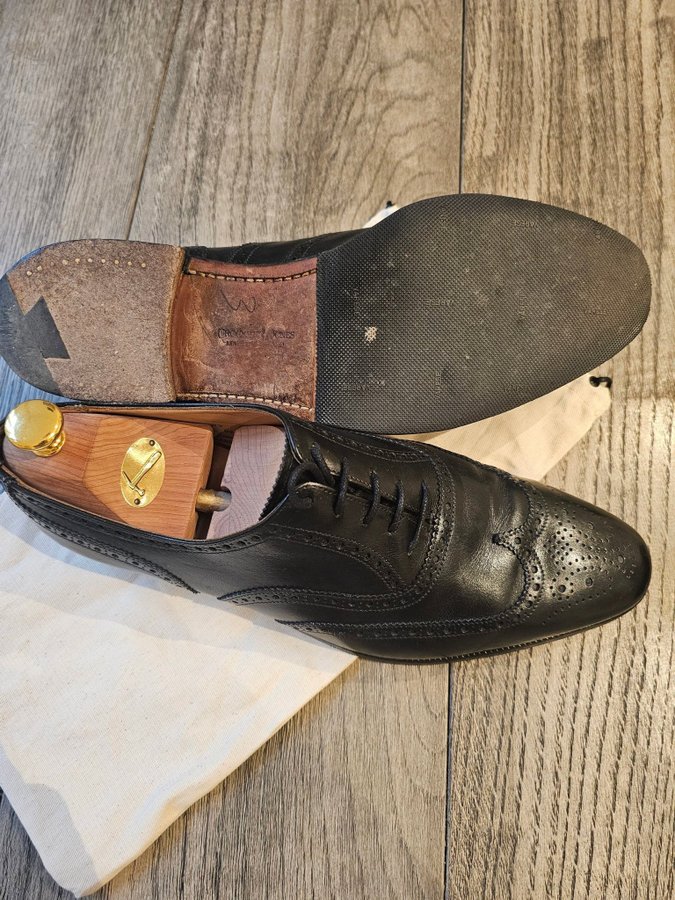 Finsbury crockett jones deals