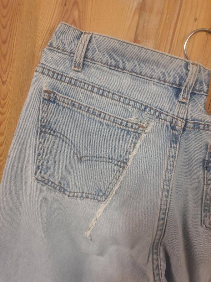 Levis 601 ljusbl a jeans vin K p fr n CheriMinou p Tradera