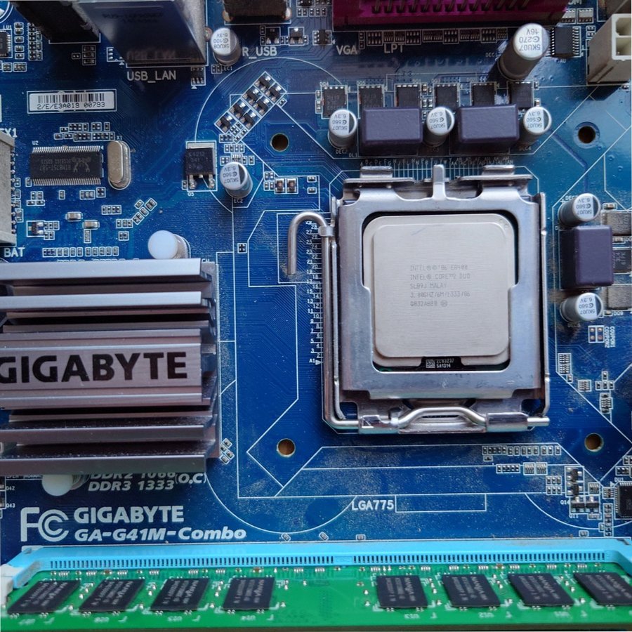CPU、メモリ付き GIGABYTE GA-G41M-COMBO LGA775