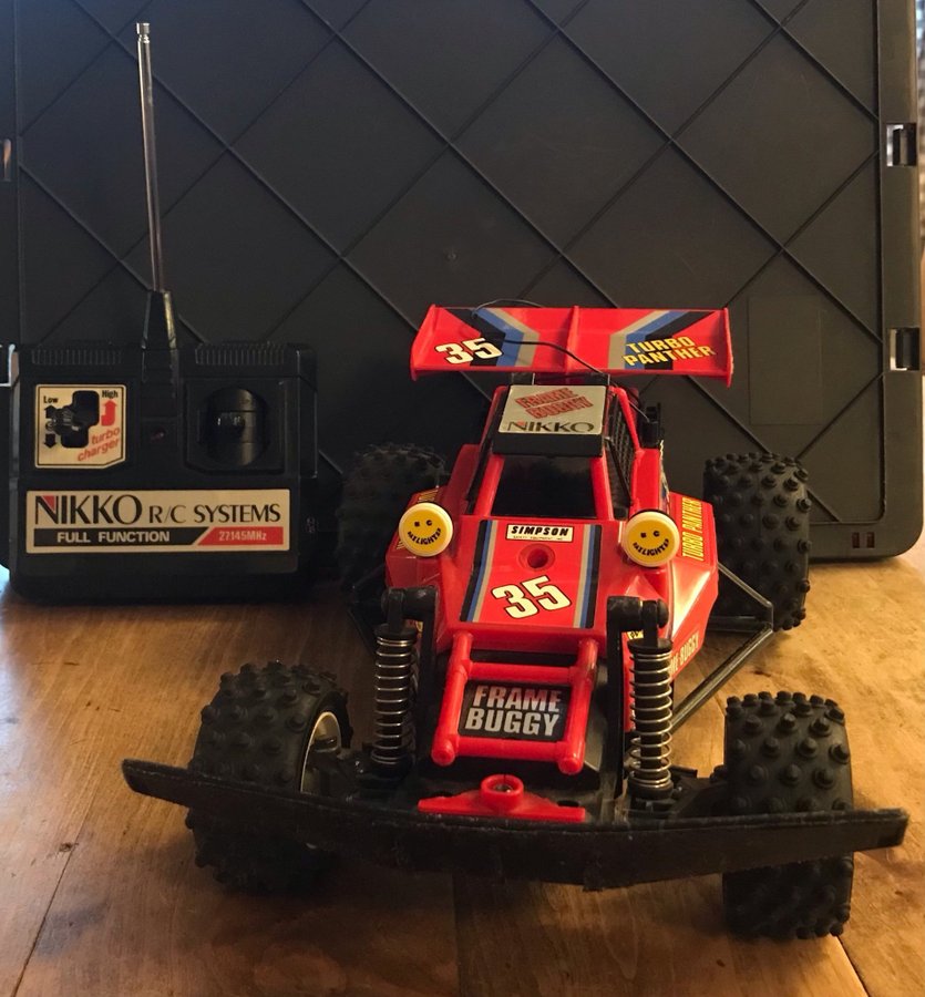 Se produkter som liknar Nikko Turbo Panther Frame Bug.. på Tradera