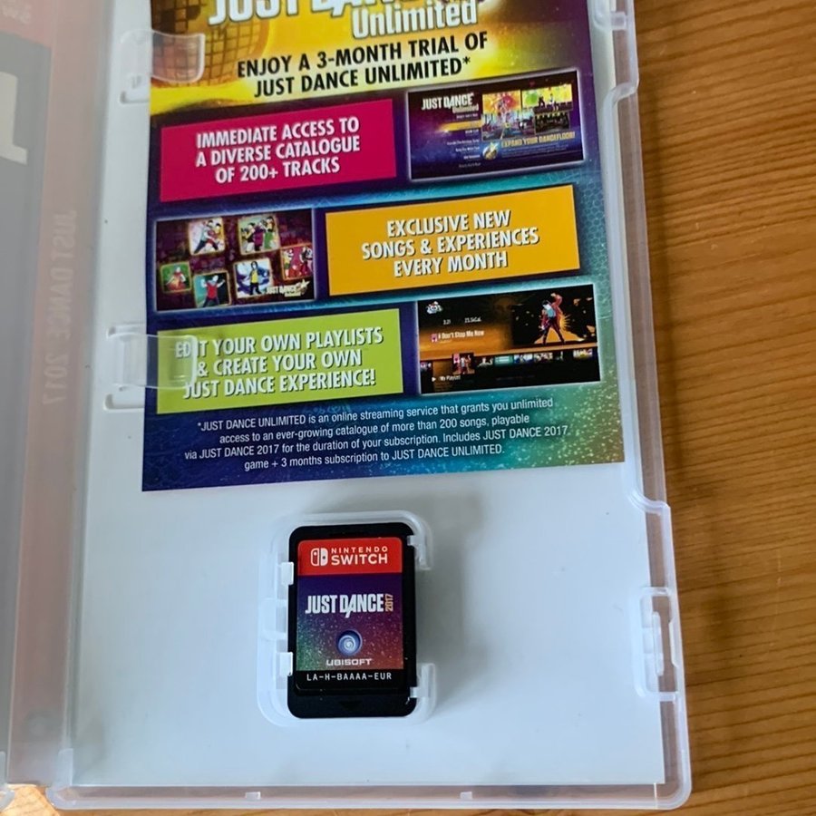 Se produkter som liknar Just Dance 2017 till på Tradera