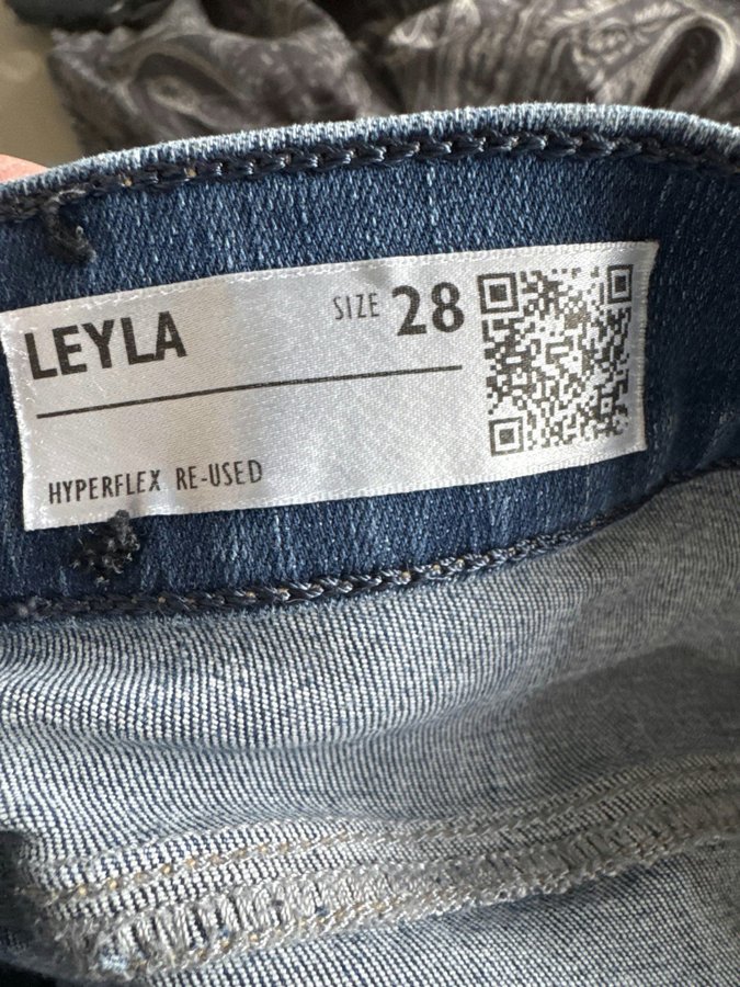 Replay Leyla Hyperflex Women's Faded Blue Slim-fit Push-up Jeans Leyla