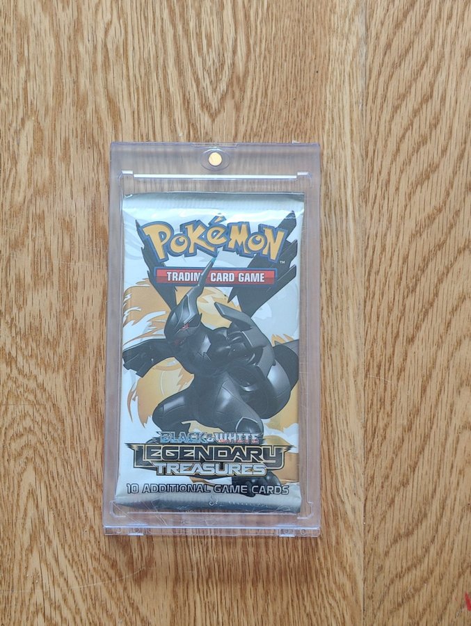 pokemon legendary treasures booster pack Pokemon Cards - BW LEGENDARY TREASURES main image 1