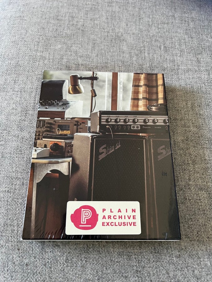 Se produkter som liknar Frank - Plain Archive Exclusi.. på Tradera 