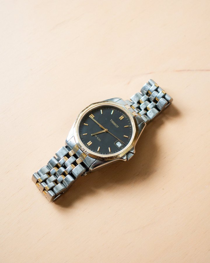 Tissot r100 hotsell