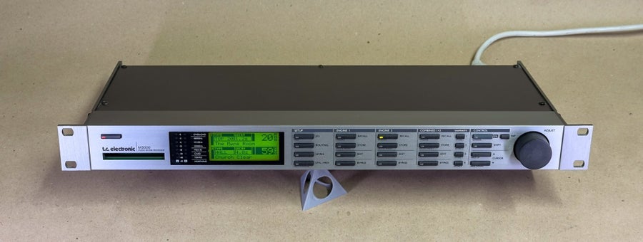 TC Electronic M3000 Reverb/Multieffekt – fint s.. | Köp på Tradera