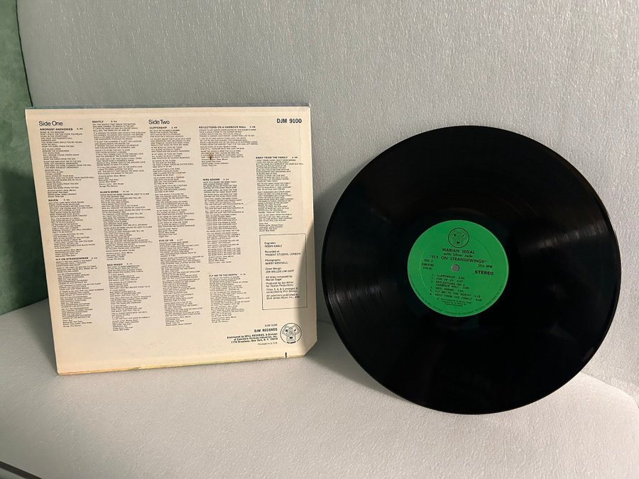 Marian Segal with Silver Jade - Fly on Strangew.. | Köp på Tradera