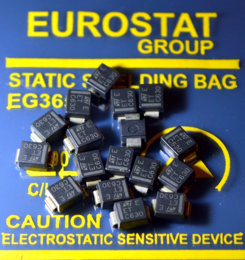 Se produkter som liknar SM6T33A, TVS Diode, Uni-Direc.. på Tradera ...