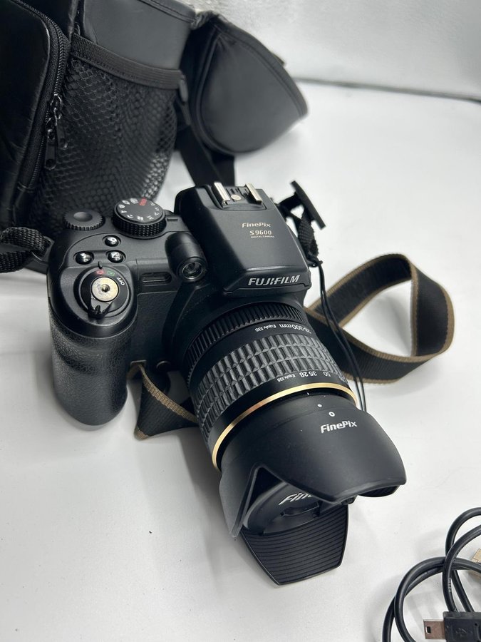 Finepix S9100 Finepix S9600 Digital Camera Fujifilm S9600 DIGITAL