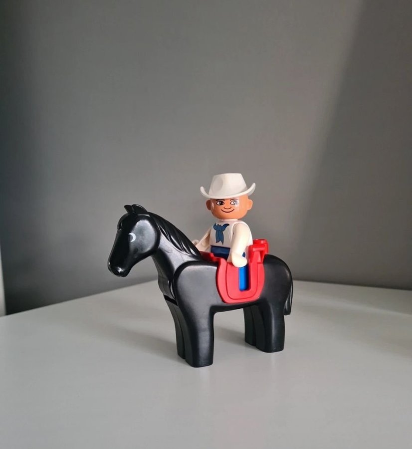 duplo cowboy