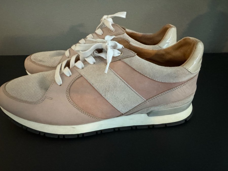 Se produkter som liknar Juch Paris Sneakers Dam i ros. pa Tradera 644640147