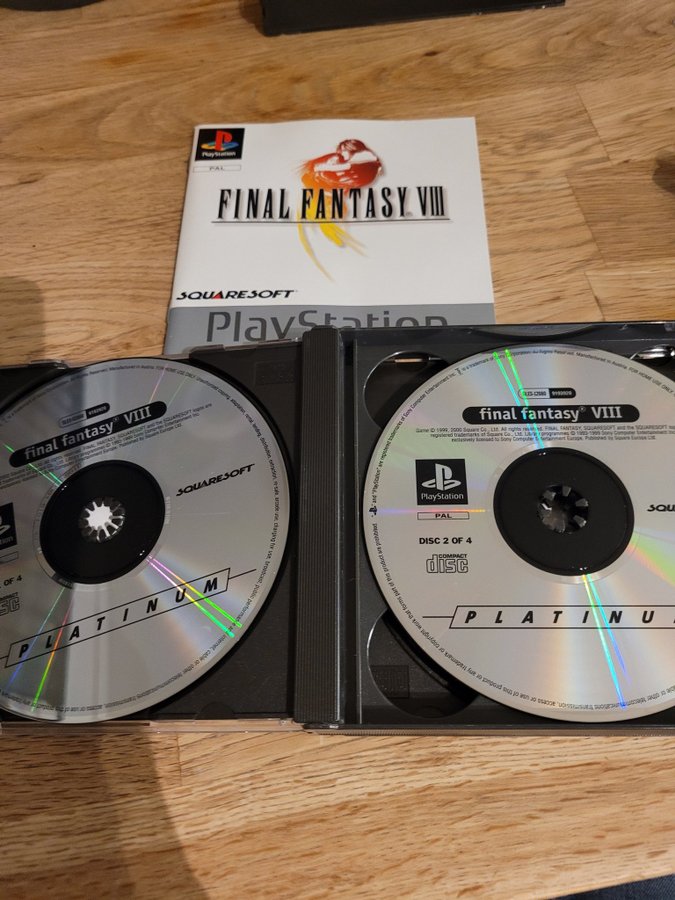 Final Fantasy VIII – PlayStation 1 – Édition Platinum – PAL FR – Très Bon état