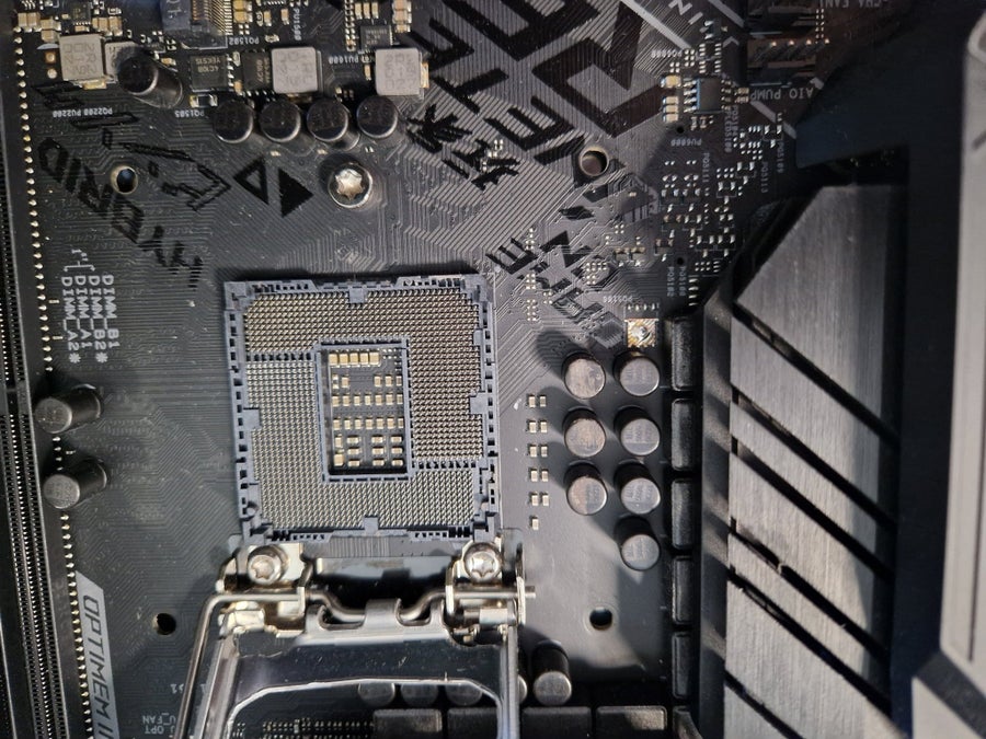 ASUS ROG Strix Z390-F Gaming Moderkort med Inte.. | Köp på Tradera