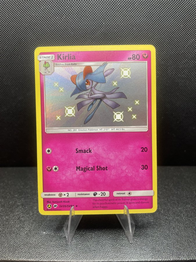 Se produkter som liknar Kirlia SV35/SV94 Holo - Pokem.. p Tradera  (727348139)