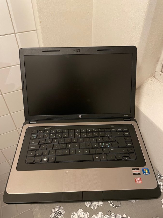 Hp 635 Windows 7 Home Prem OA | Köp på Tradera (564856970)