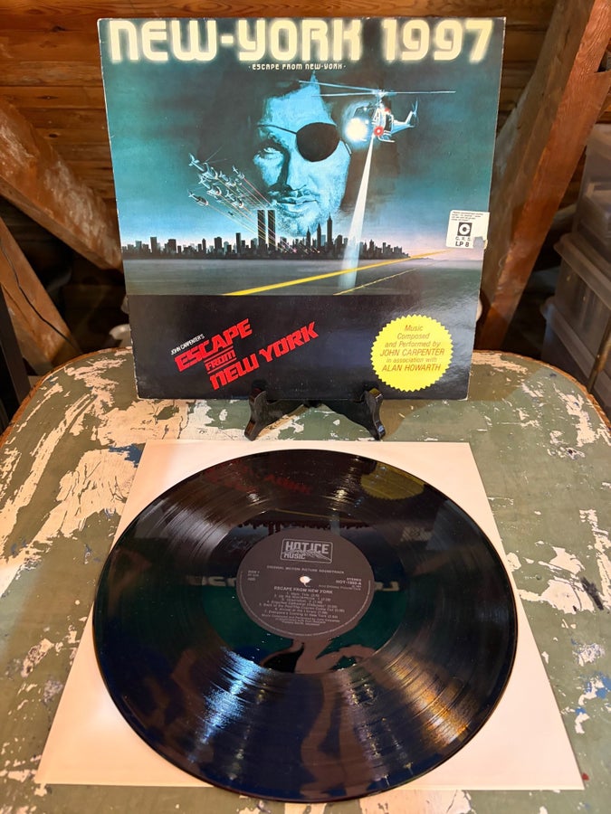John Carpenter's Escape From New York 1997 Soun.. | Köp på Tradera