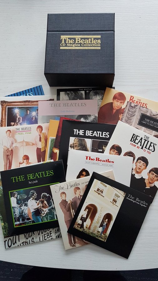 The Beatles CD Singles Collection 22 CD | Köp på Tradera