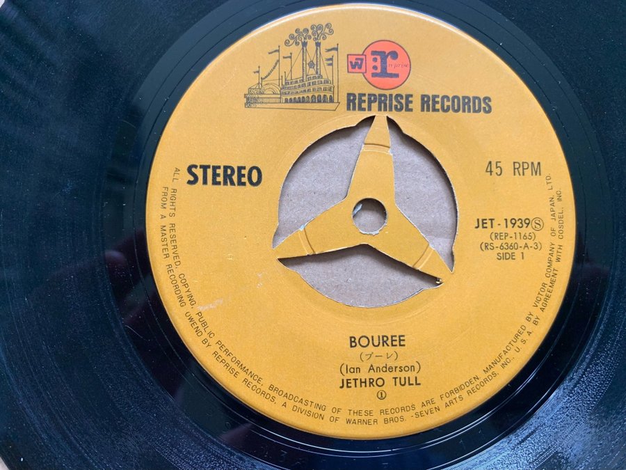 Jethro Tull ‎– Bourée / Fat Man s-l400.jpg