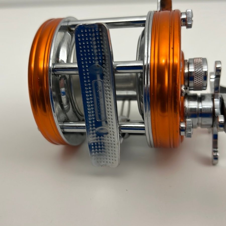 ABU Ambassadeur 5500C Sunset Orange | Köp på Tradera (705143889)