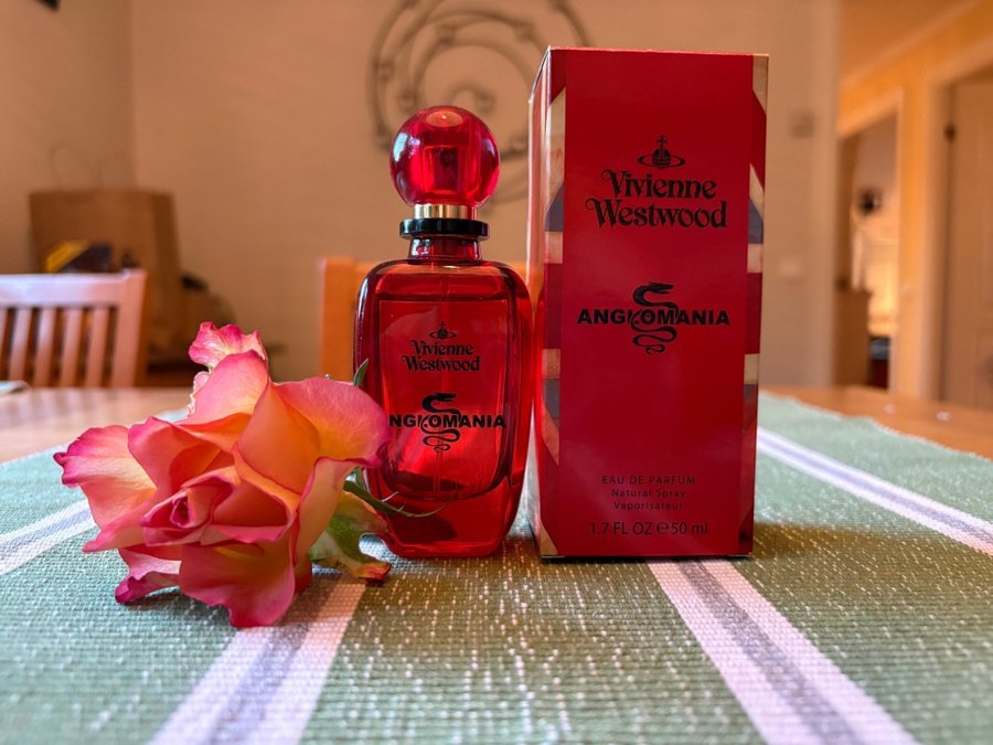 Vivienne Westwood アングロマニア 50ml オードパルファム Vivienne