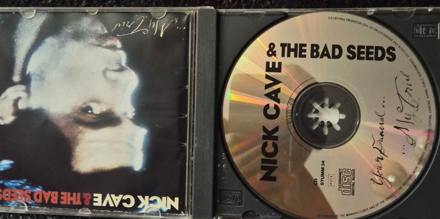 Se produkter som liknar Nick Cave & The Bad Seeds - Y.. på