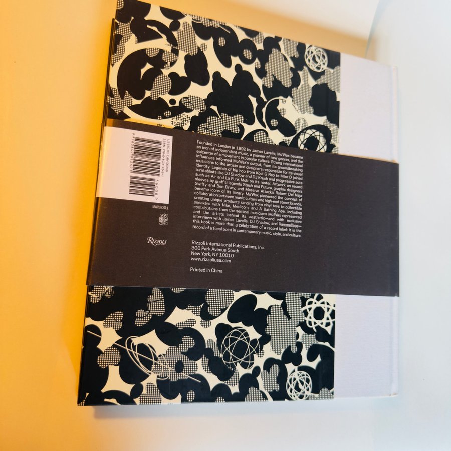 Se produkter som liknar Bok - Mo'Wax Urban Archaeolog.. på