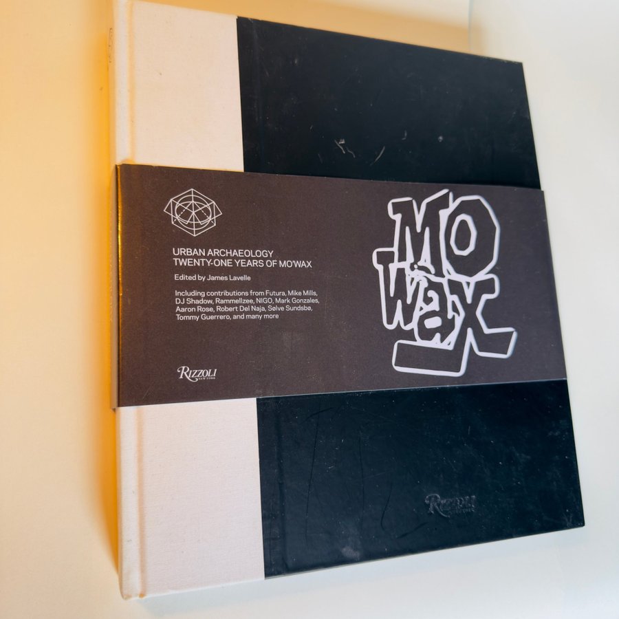 Se produkter som liknar Bok - Mo'Wax Urban Archaeolog.. på