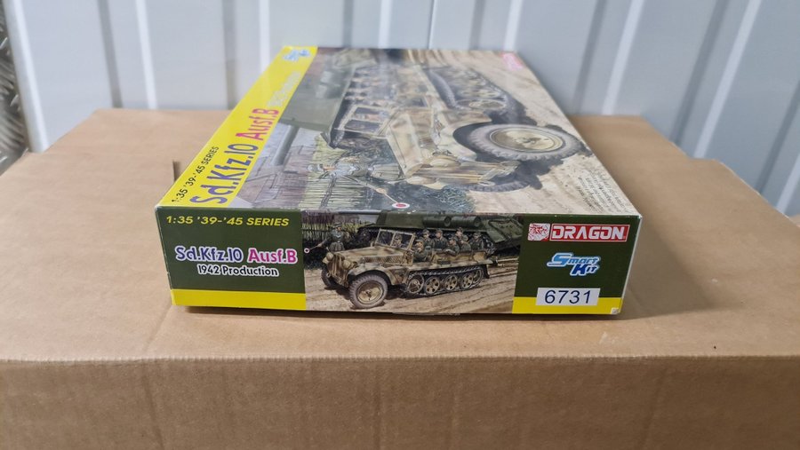 Maquette DRAGON 1/35 Sd.Kfz.10 Ausf.B – édition 1942, Ref 6731 Neuve
