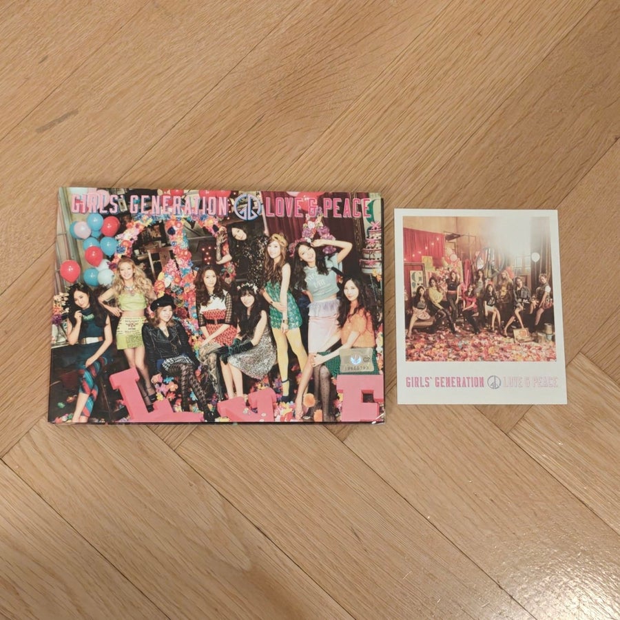Girls' Generation / SNSD Love & Peace Jpop Album | Köp på Tradera