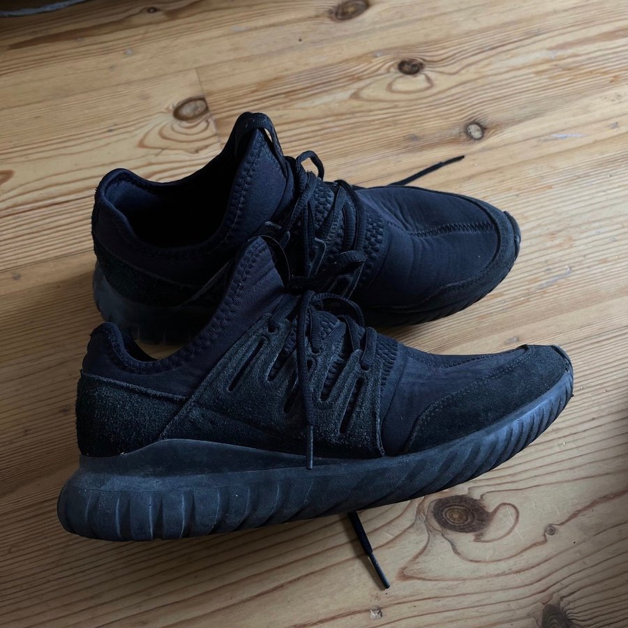 Adidas best sale radical tubular