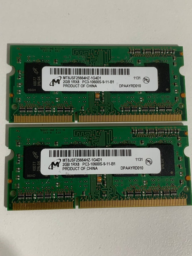 2 Barrettes De RAM DDR3 SODIMM Micron 2 Go Chacune - Lot De 2 Pour 4 Go Total - Occasion Bon état