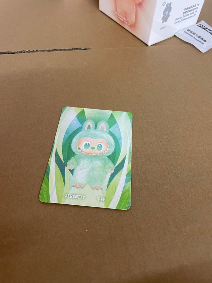 Se produkter som liknar POP MART Labubu The Monsters .. på