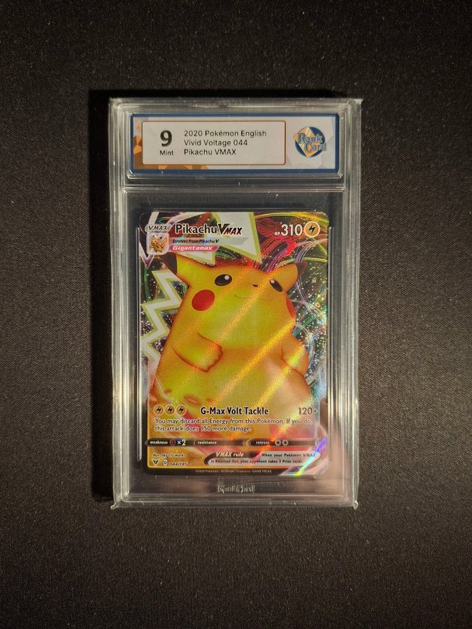 Se produkter som liknar Pokemon Pikachu VMAX Vivid Vo.. p Tradera (719016681) Se produkter som liknar Pokemon Pikachu VMAX Vivid Vo.. p Tradera (719016681)