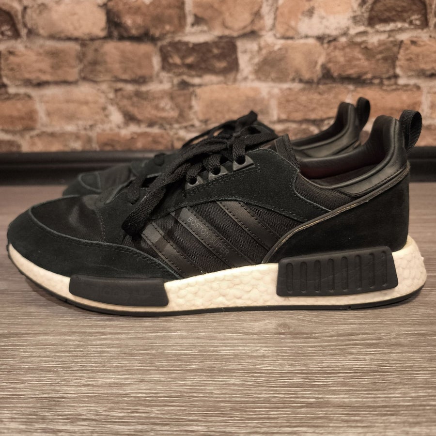 adidas gazelle silver green womens adidas Boston Super R1 'Triple White'