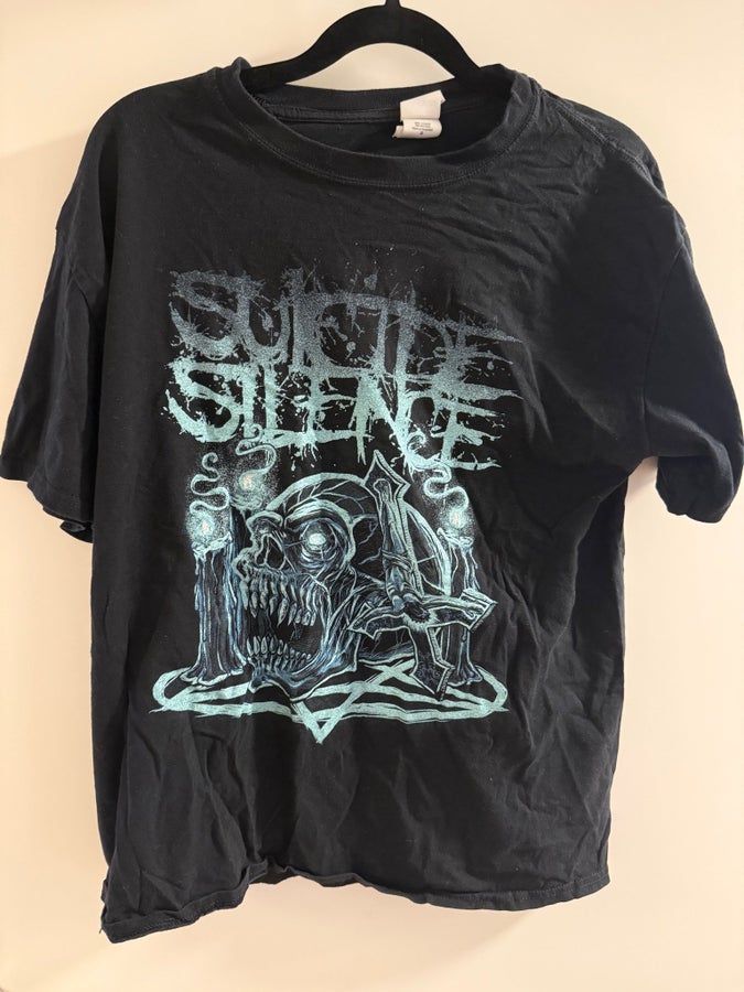 Suicide Silence Gildan svart t-shirt, storlek L | Köp på Tradera