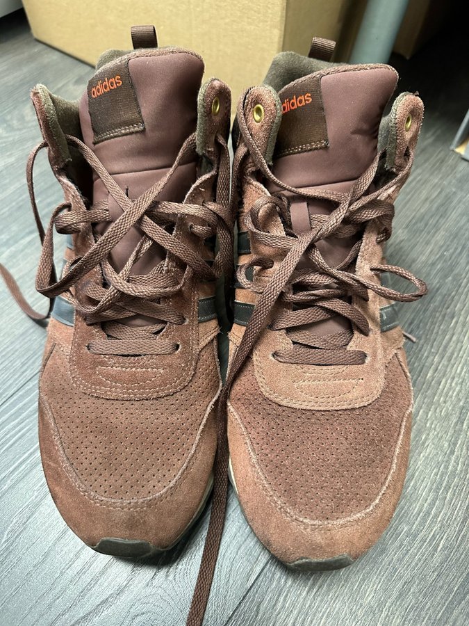 Se produkter som liknar Adidas neo herrskor i storlek. pa Tradera 651287421