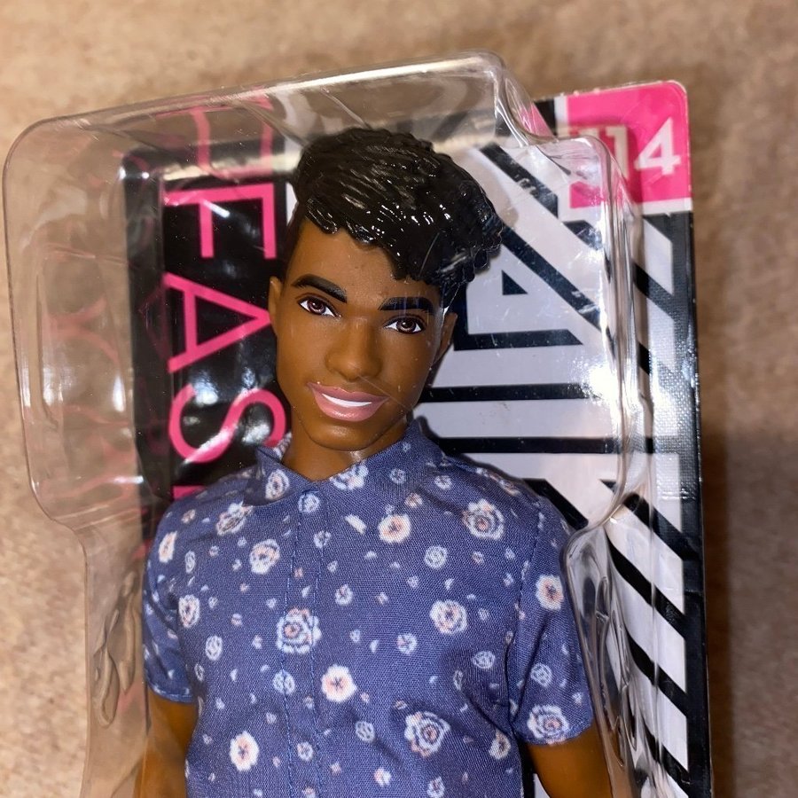 Ken Fashionistas 114 Broad FXL61 Barbie Mattel