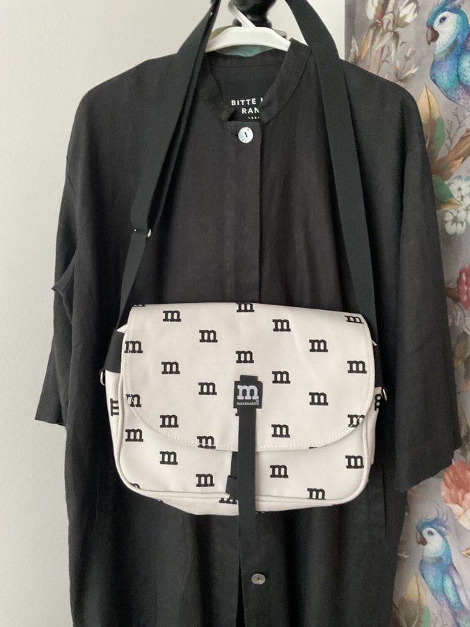 marimekko　CANVAS BAG / MAGNEETTILAUKKU Marimekko Canvas Tote Bag | Neutrals | FARFETCH