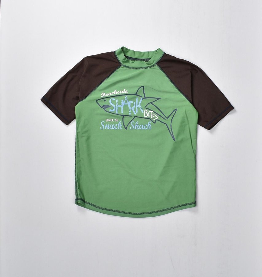 Se produkter som liknar UV t shirt gron Strl 128. pa Tradera 645682116