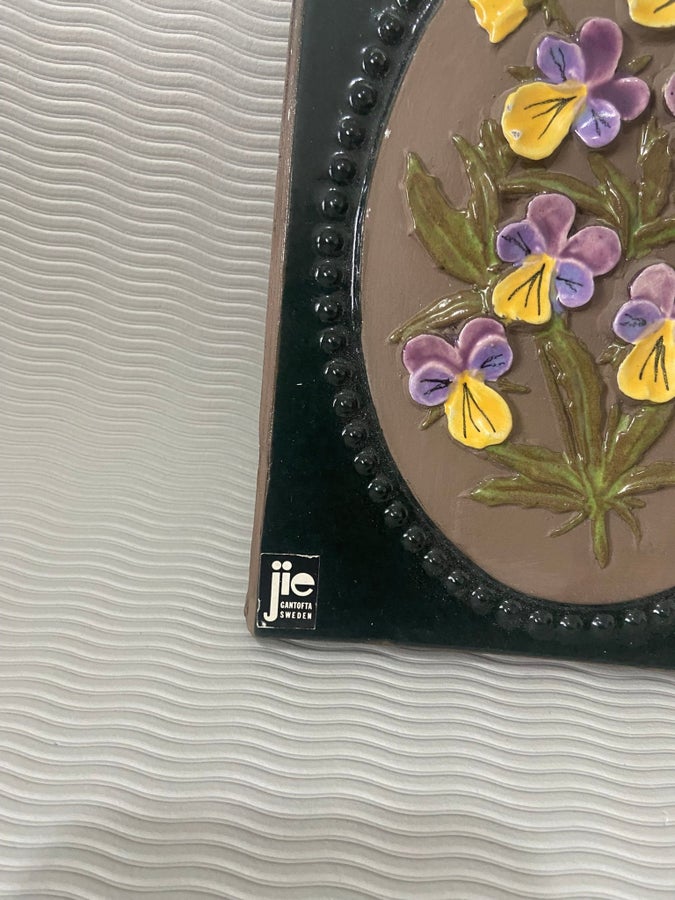 Gantofta Jie | JIE Ceramic Plaque Nietosvuori｜スウェーデン